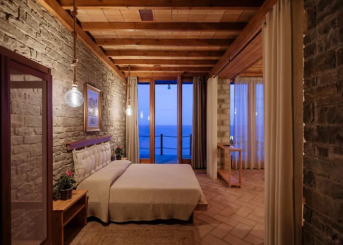 Apartman Kshira Oasis - Boutique With Private Beachfront With & Restaurant