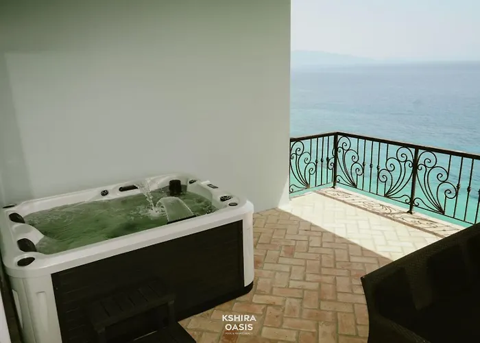 Kshira Oasis - Boutique With Private Beachfront With & Restaurant Appartement Qeparo